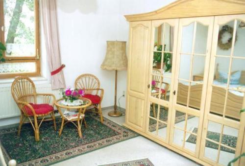 Hotel Gasthof Zur Linde Weissbach  Exteriör bild